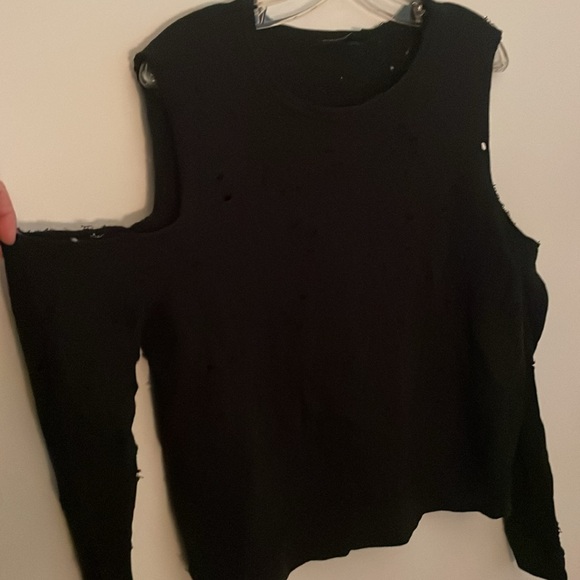 Off The Shoulder Distressed Sweater - Picture 2 of 4